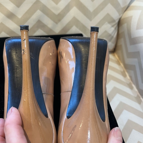 Stuart Weitzman nude peep toe high heels, size 9.5 - Picture 8 of 9